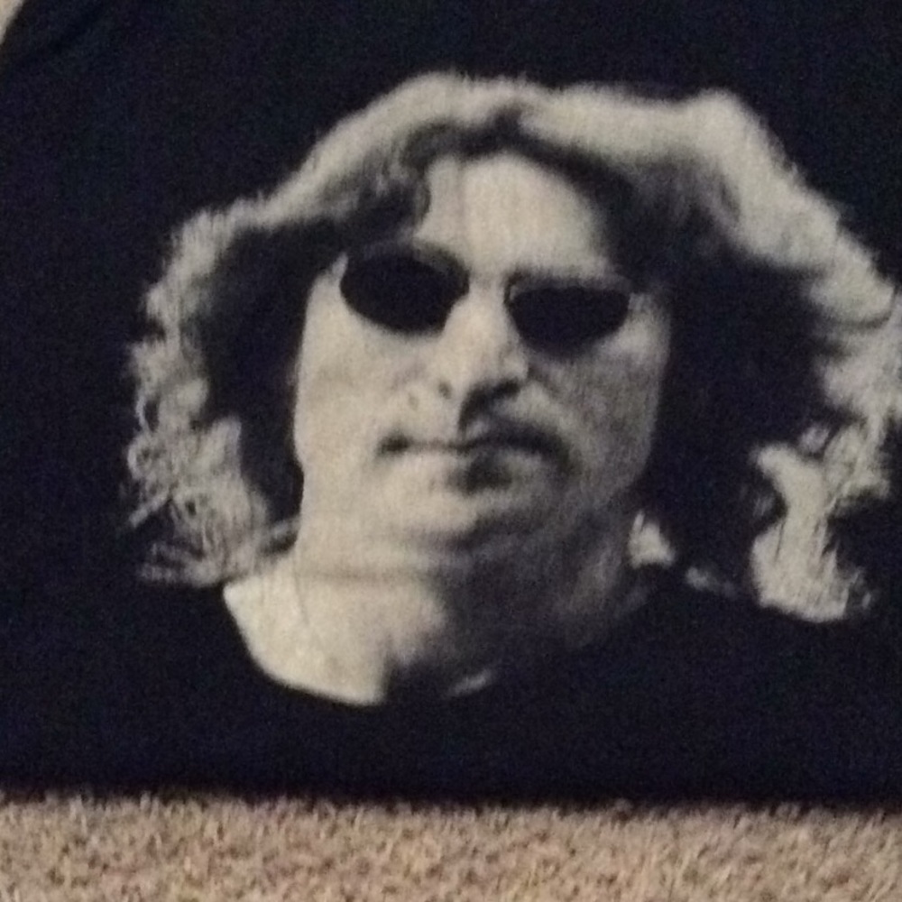 John Lennon tee shirt